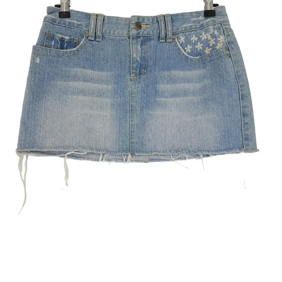 Hand Embroidered Aeropostale Mini Denim Skirt Light Wash Distressed Floral - Picture 1 of 10